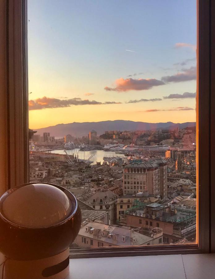 Central Penthouse With Spectacular Sea And City Views Генуа Екстериор снимка